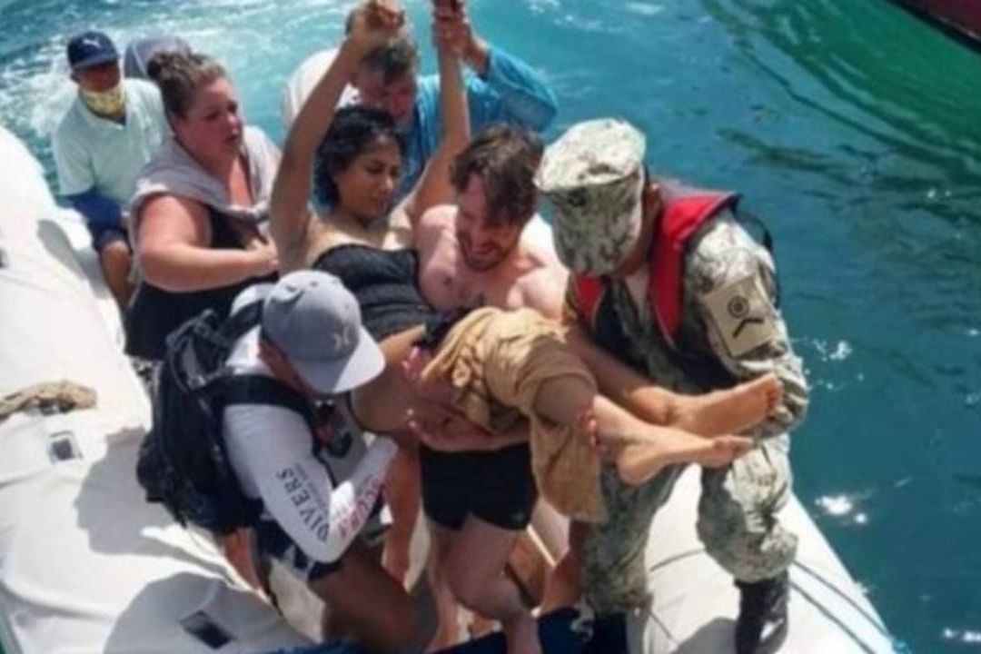 Tiburón Ataca a Turista Mexicana en las Islas Galápagos