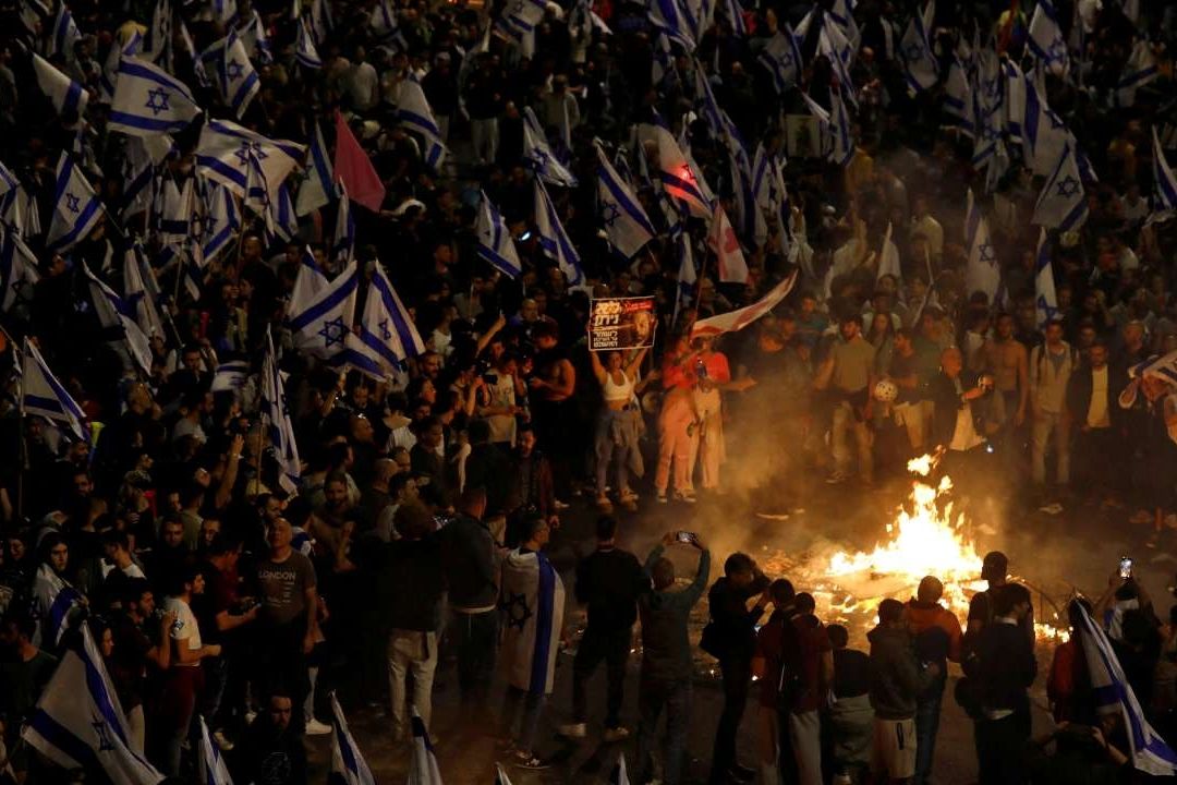 Crecen Protestas en Israel para Frenar Reforma de Netanyahu