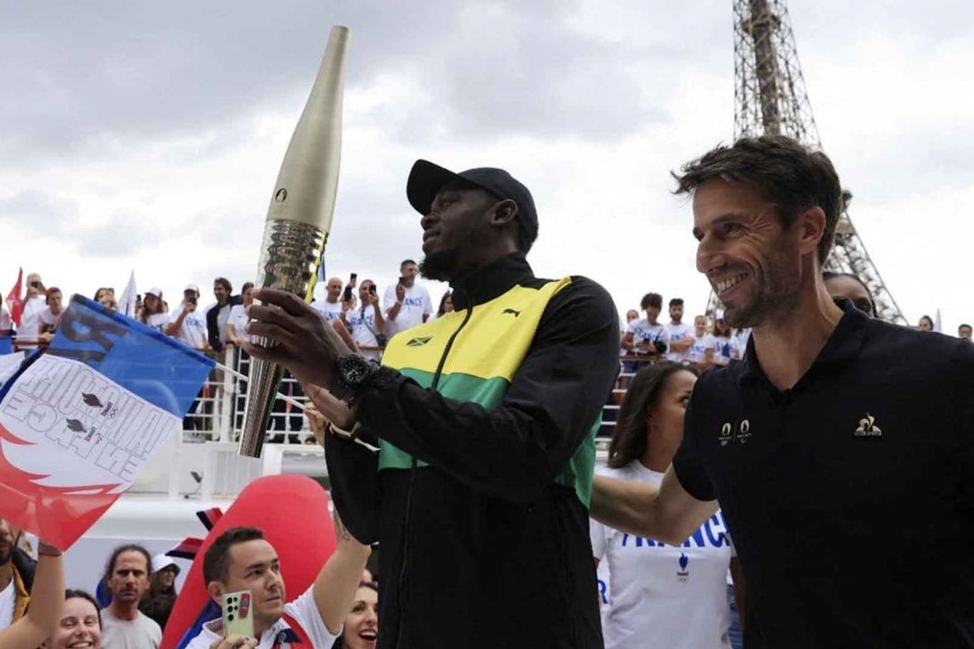 Comité organizador presenta la antorcha olímpica para los juegos de París 2024
