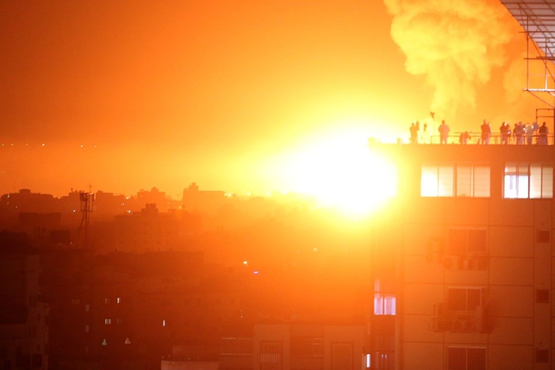 Israel Ataca Siria tras Lanzamiento de Cohetes