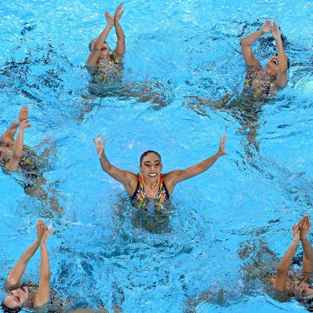 México presenta segundo día de actividades en natación artística
