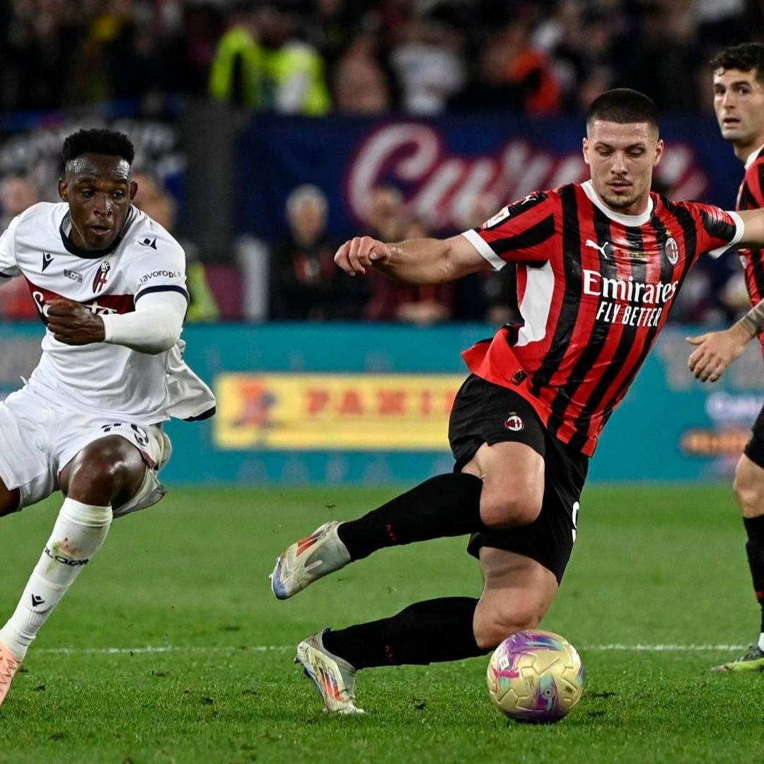 El Milán y el Bologna se disputan la Copa Italia 2025 en el Estadio Olímpico de Roma. Foto: EFE