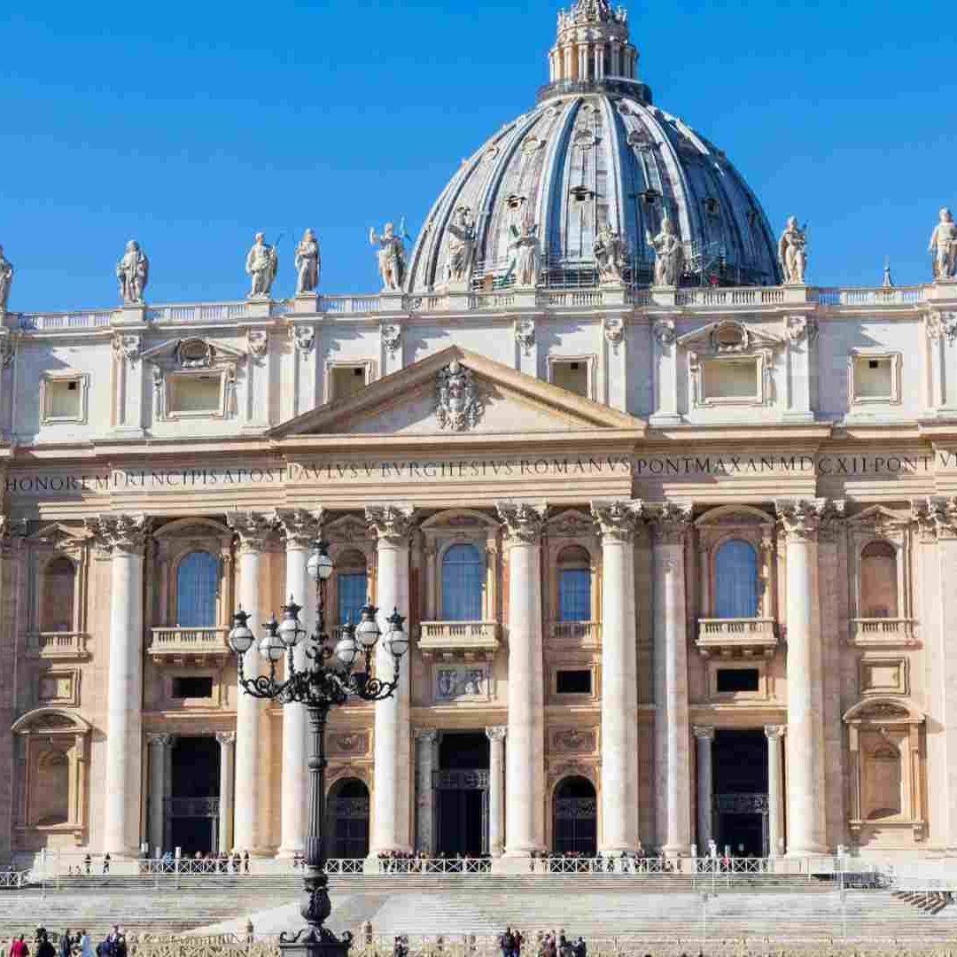 En 2019, se promulgó la 'Vos estis lux mundi' que establece el procedimiento a seguir en las diócesis ante casos de abuso