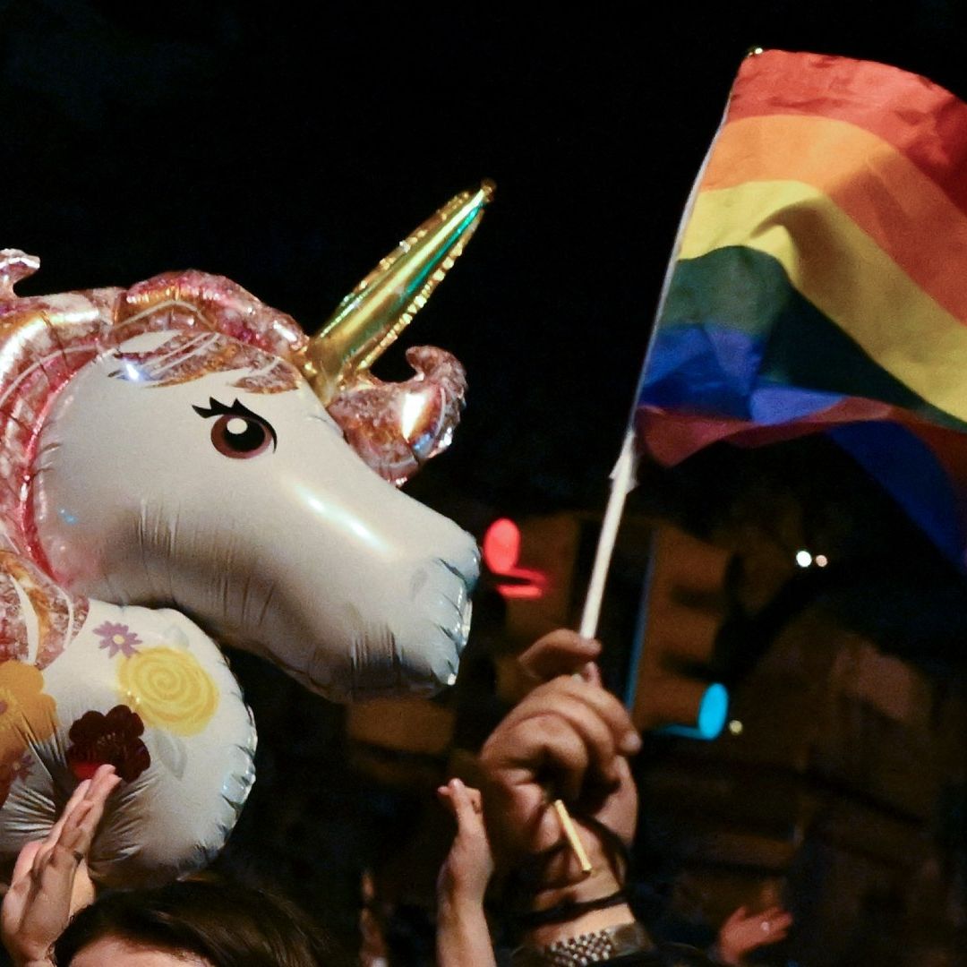 Vaticano acepta bendiciones a matrimonios gay