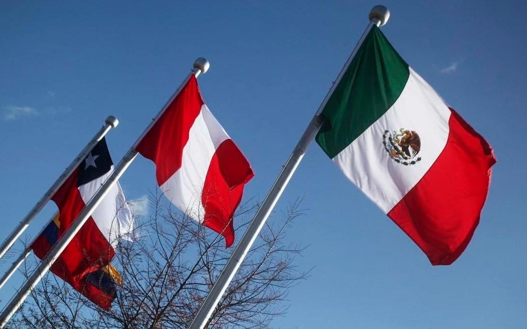 Banderas de los países miembros de la Alianza del Pacífico