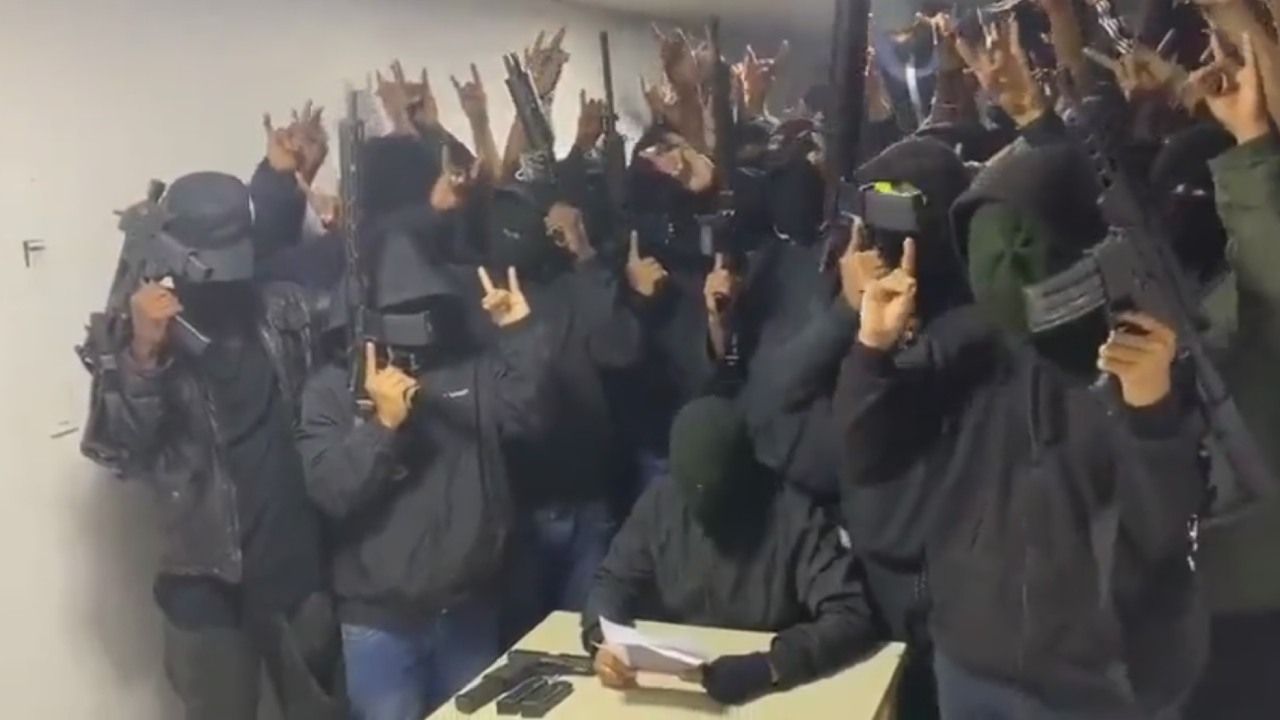 Presunta Banda de 'Los Lobos' se Atribuye Asesinato de Villavicencio