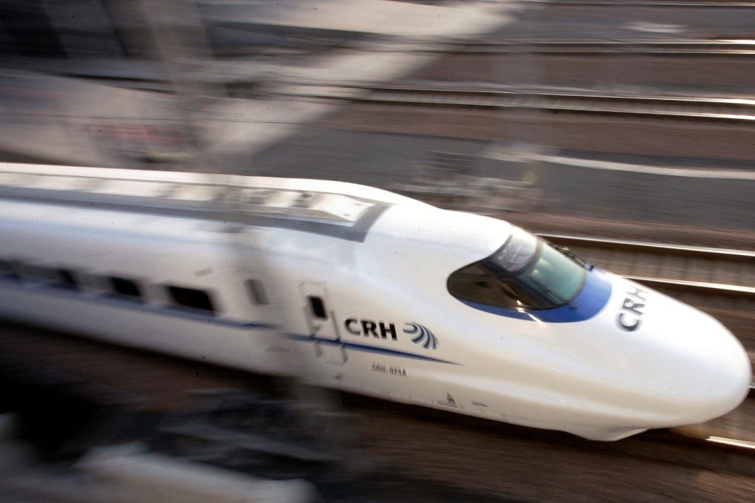 Fuga de Producto Químico a Bordo de Tren Bala Deja 4 Heridos en Japón