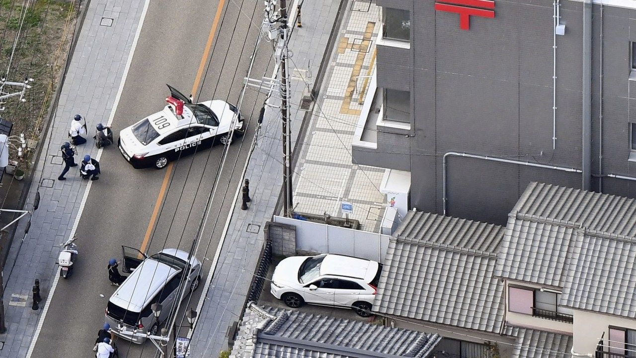 Tiroteo en Hospital de Japón Deja Dos Heridos, Agresor se Atrinchera en Oficina de Correos