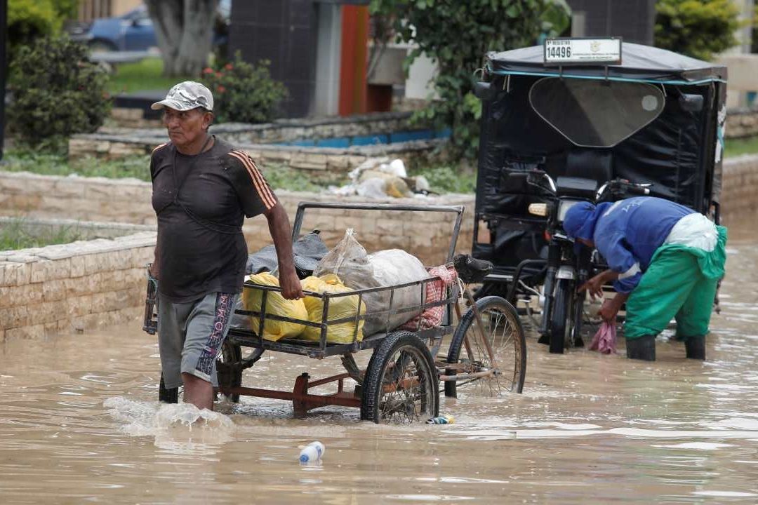 Inundaciones en la costa norte de Perú por lluvias