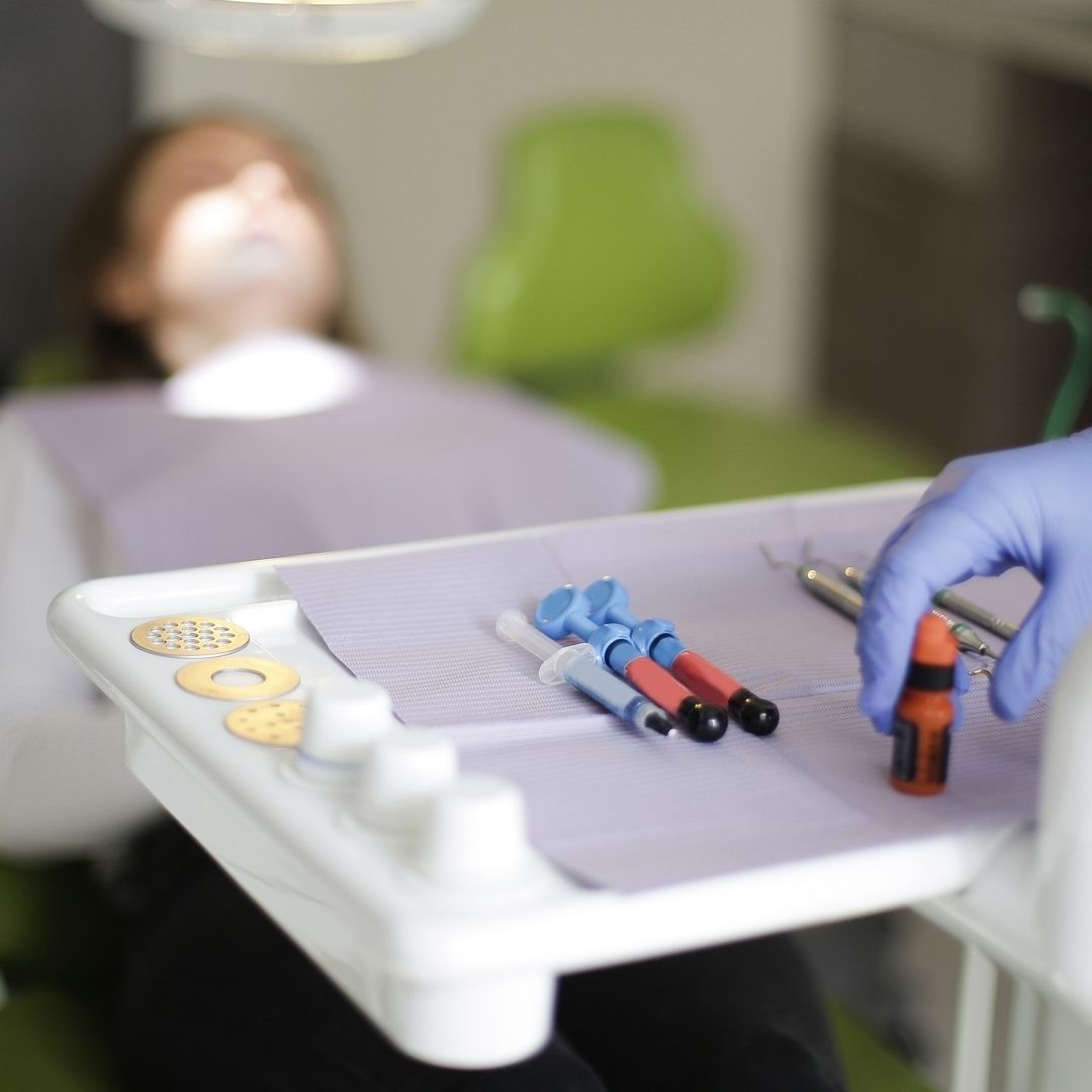 Prueban en Japón Fármaco Pionero para Hacer que Crezcan Dientes Nuevos