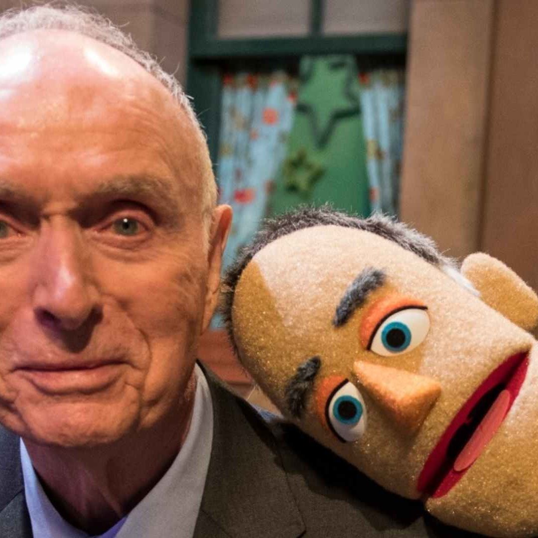 Lloyd Morrisett, Cocreador de 'Plaza Sésamo'