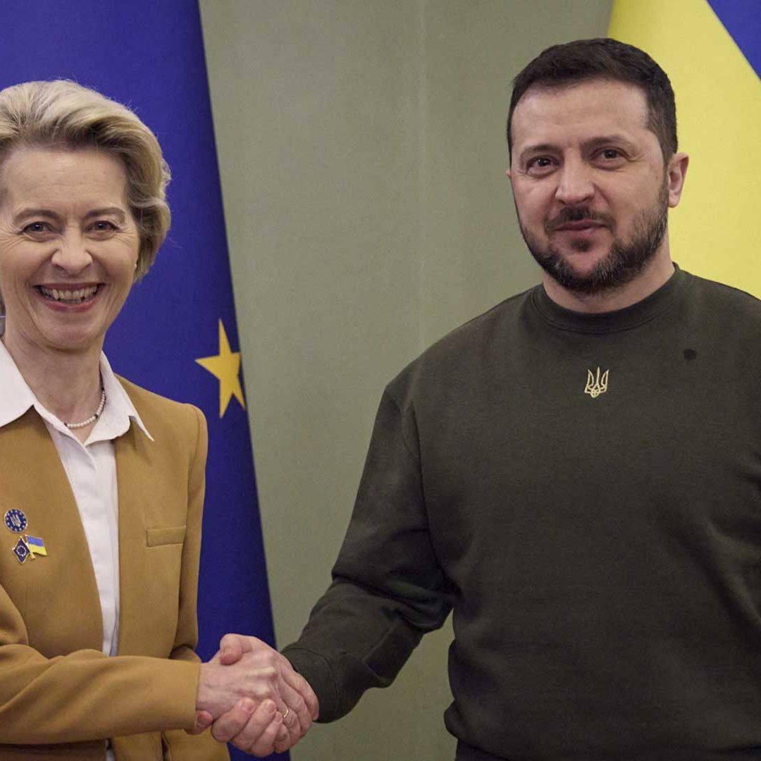 Presidenta de la Comisión Europea se reúne con Volodímir Zelenski en Kiev, Ucrania