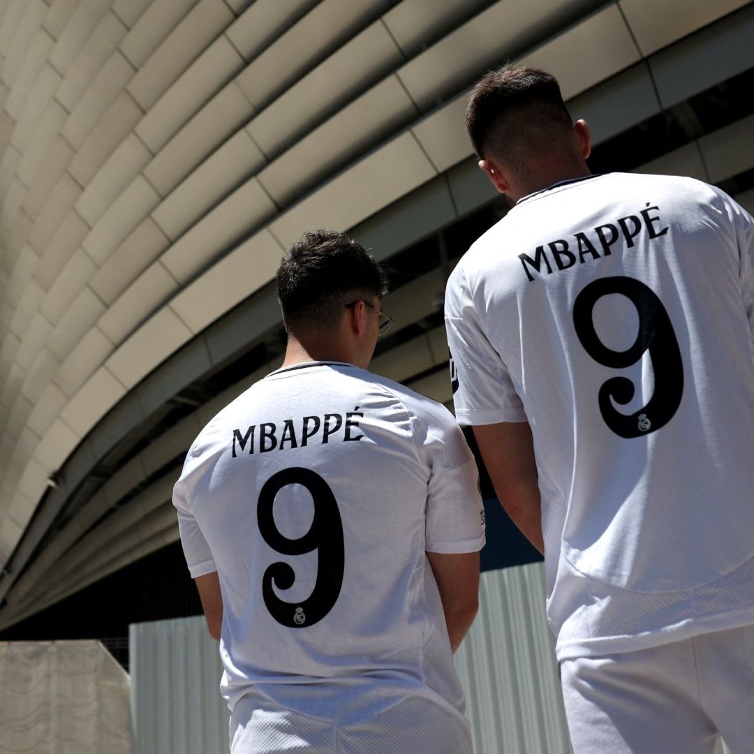 Aficionados madridistas ya esperan con ansia la llegada del día de la presentación de Kylian Mbappé. Foto Reuters