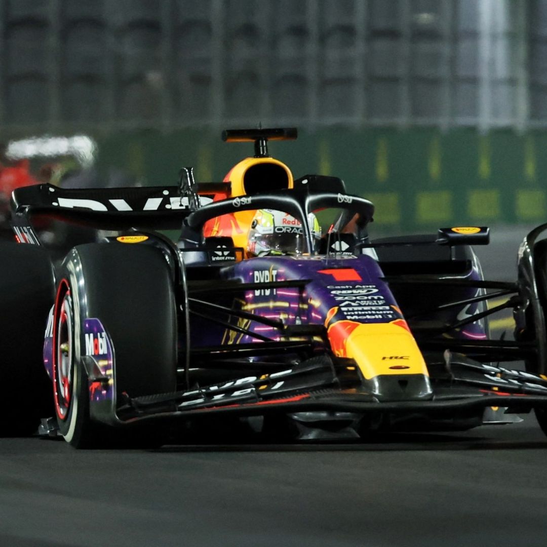 Verstappen Gana el GP de Las Vegas; 'Checo' Sube al Podio en Tercer Lugar