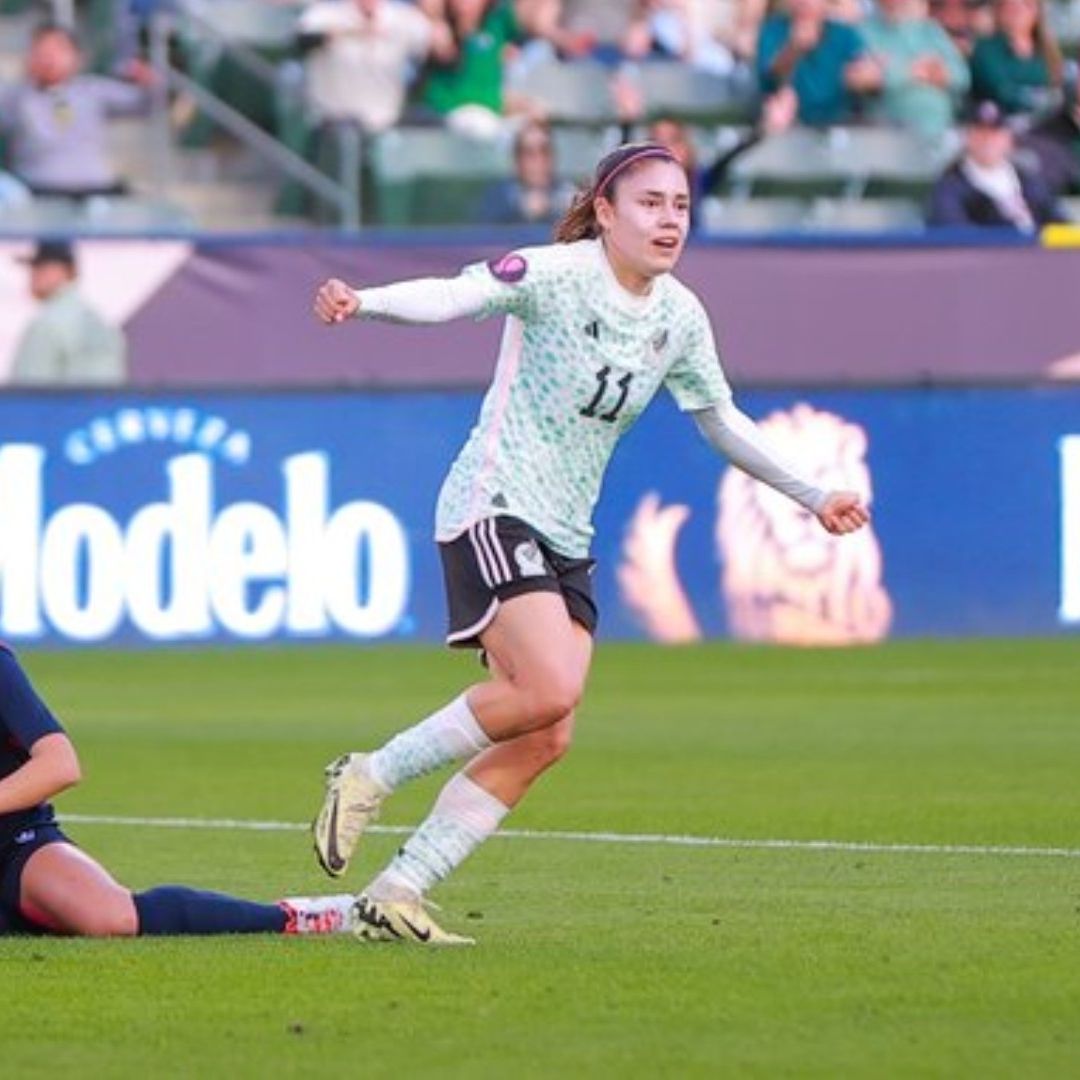 Lizbeth Ovalle consiguió un doblete ante las dominicanas. Foto: @Miseleccionfem