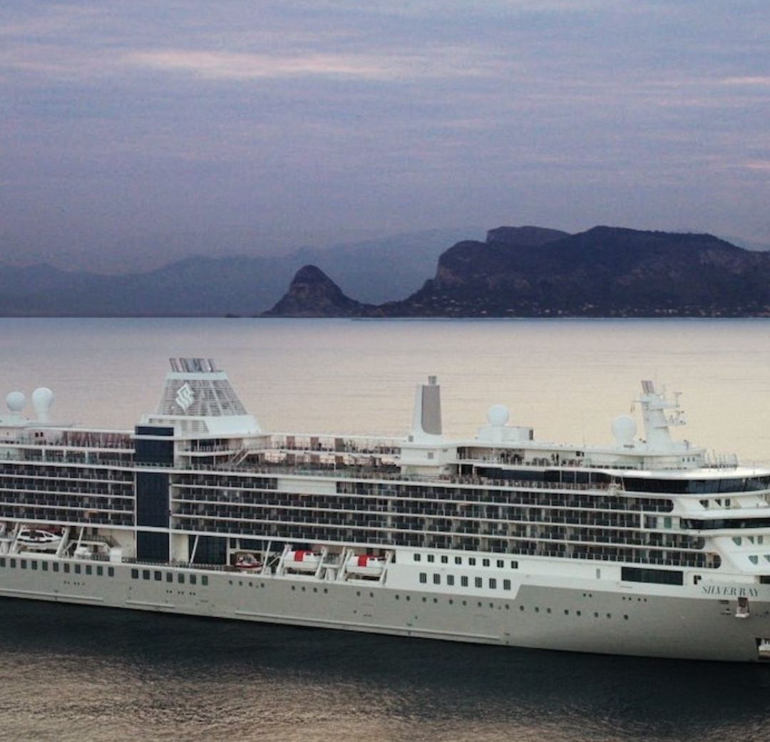 140 Turistas se Enferman a Bordo de un Crucero de Lujo; Salió de Los Ángeles y Estuvo en México