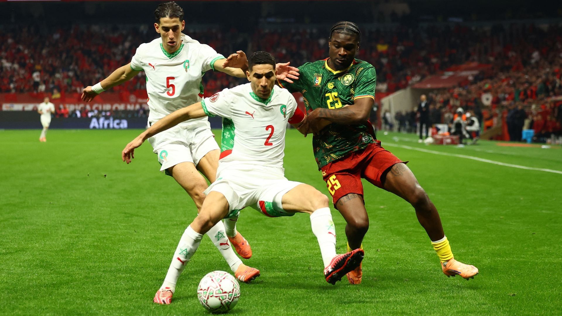Marruecos hizo valer su condición de favorito ante Camerún en la Copa Africana de Naciones 2026.
