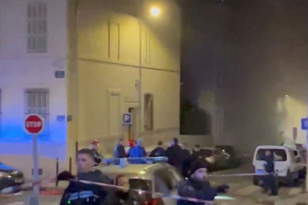 Colapso de Edificio en Marsella Deja al Menos 5 Heridos