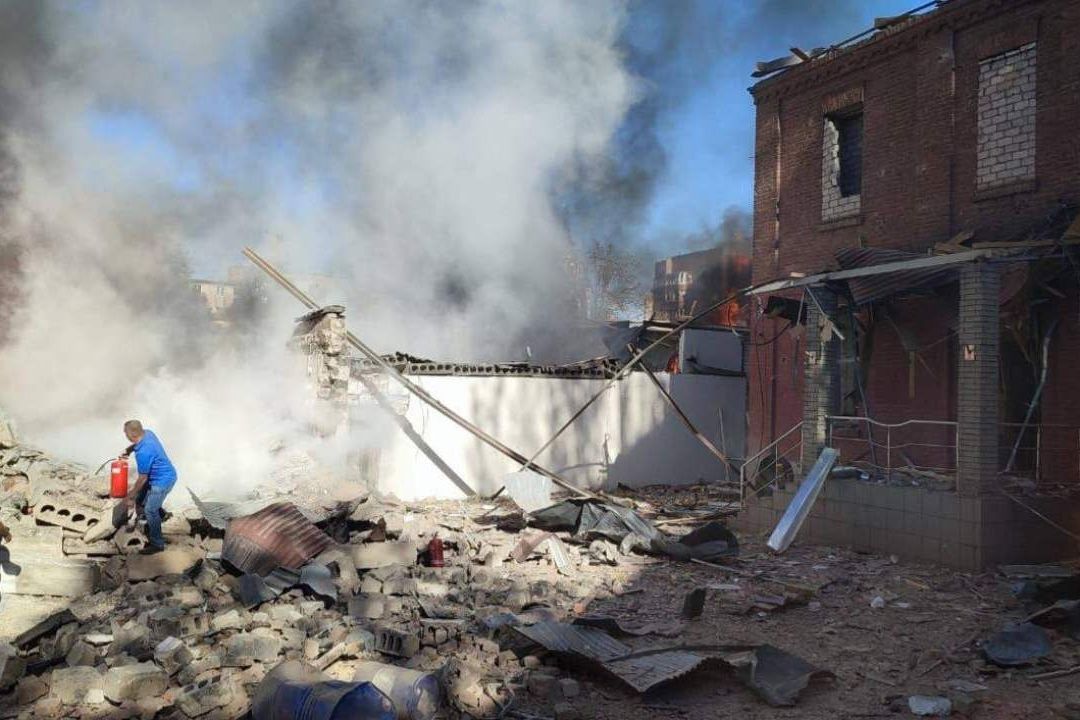 Ucrania denuncia bombardeo de Rusia contra almacén de granos