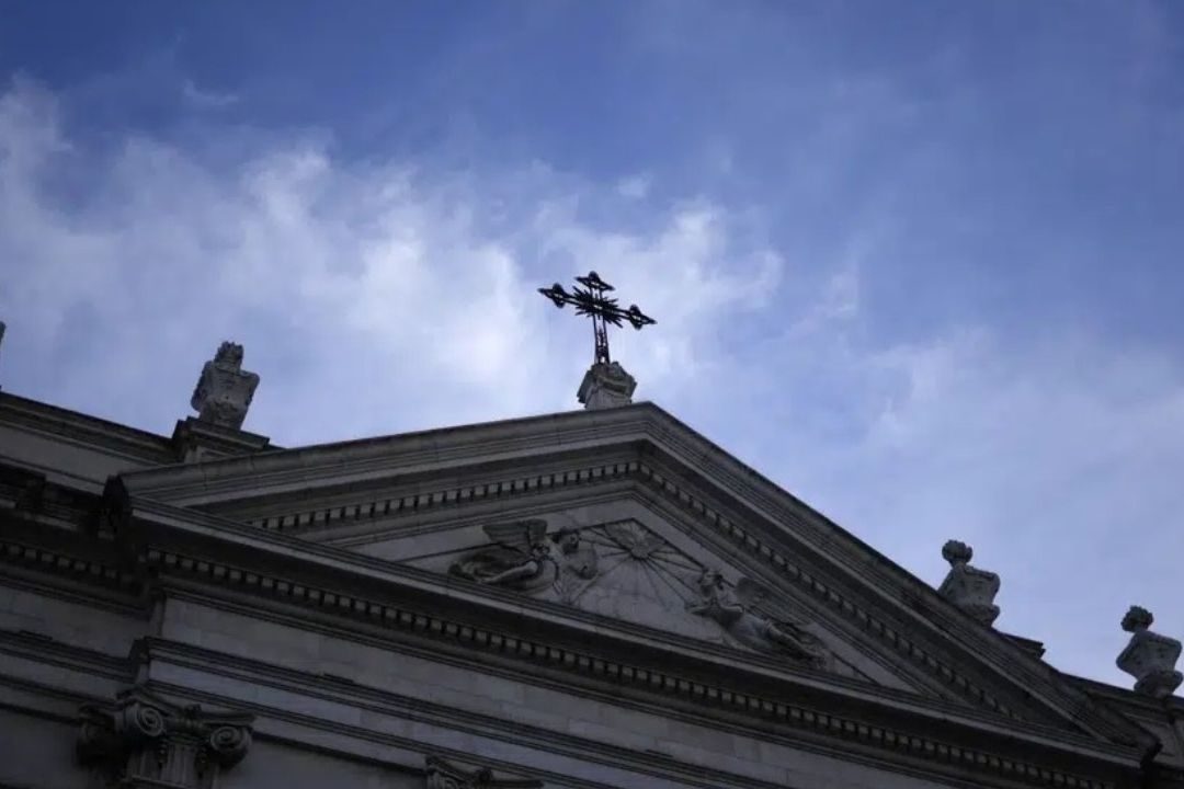 Detallan acusaciones de abuso sexual contra sacerdotes católicos en Maryland