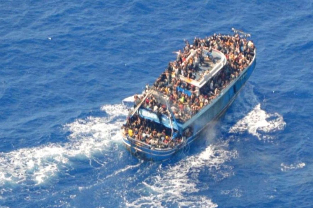 Naufragio Deja 40 Migrantes Desaparecidos en el Mar Mediterráneo