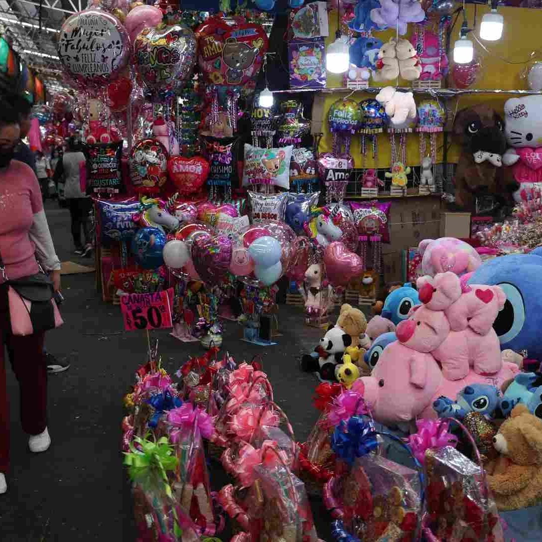 Los mexicanos gastarán entre 40 % y 87 % más por regalos y comida en San Valentín, de acuerdo con un estudio hecho por la UNAM