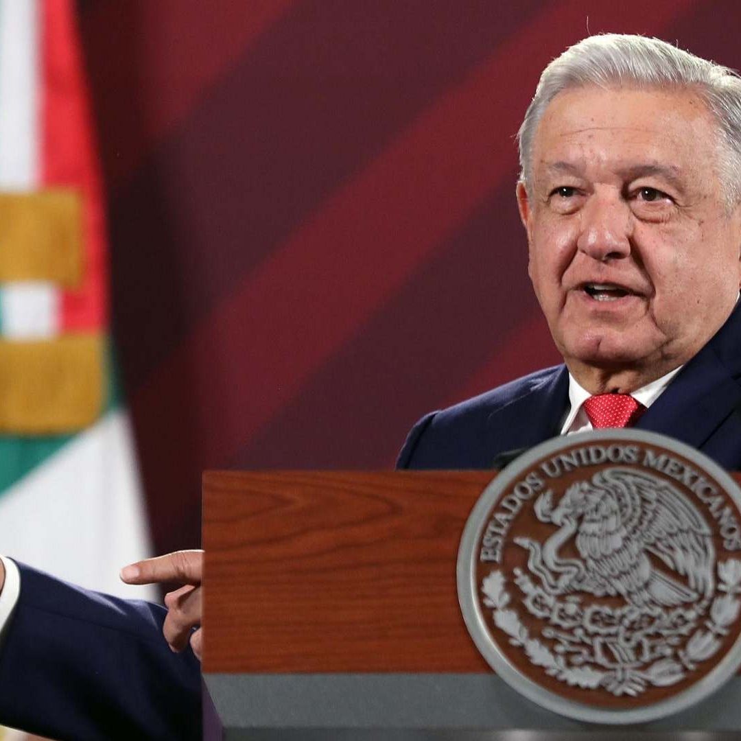AMLO advierte que no callará ante crisis en Perú