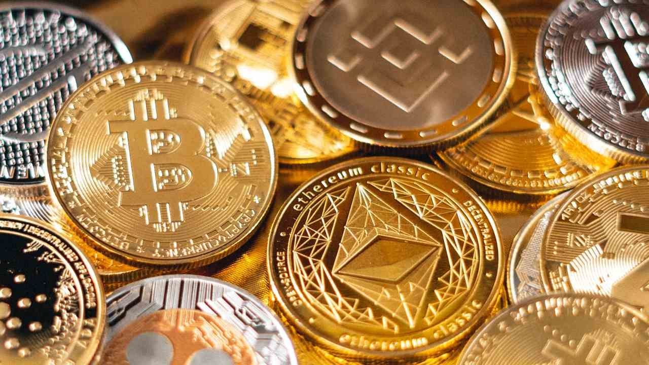 SAT: ¿Debo pagar impuestos si tengo criptomonedas?