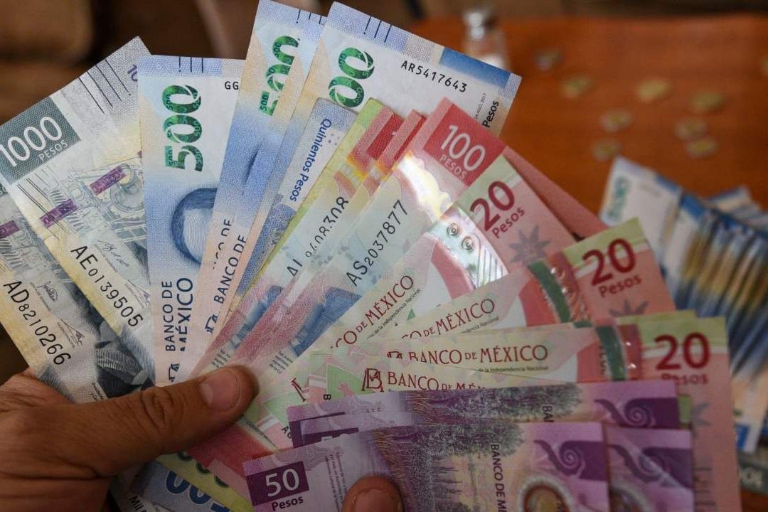 Banxico afirmó que el país ha iniciado una etapa de "desinflación", aunque reconoció que persiste un panorama "incierto y complejo"