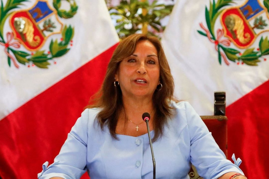 El gobierno de la presidenta peruana, Dina Boluarte, ha solicitado a México que otorgue garantías de seguridad a sus funcionarios