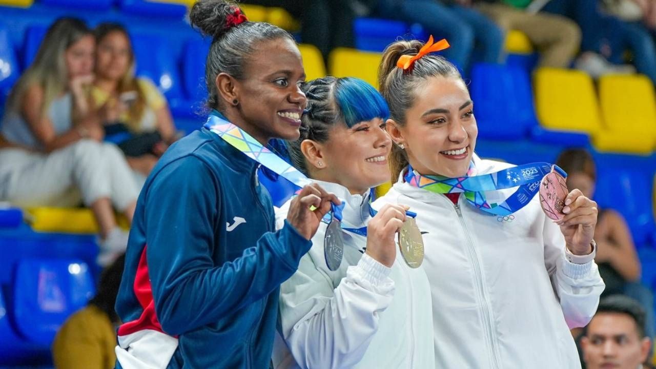 Equipo de México logró tres oros en la última jornada de gimnasia en San Salvador