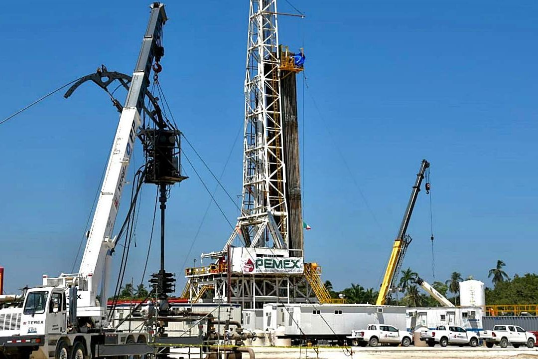 Fitch prevé que el gobierno apoye a Pemex con 15 mil millones de dólares anuales