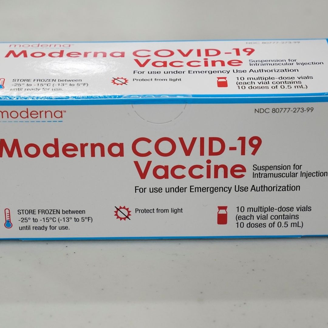 Vacuna Moderna contra COVID-19 se vende en México