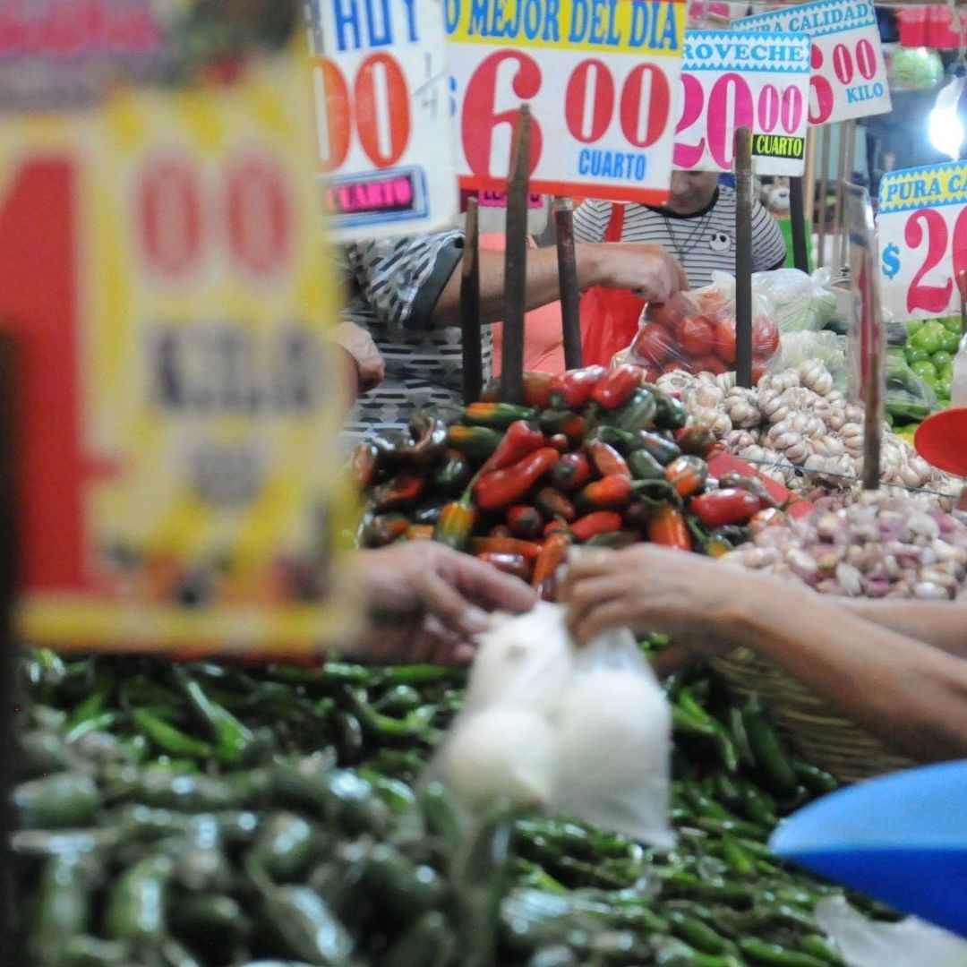 Venta de productos en mercado de CDMX
