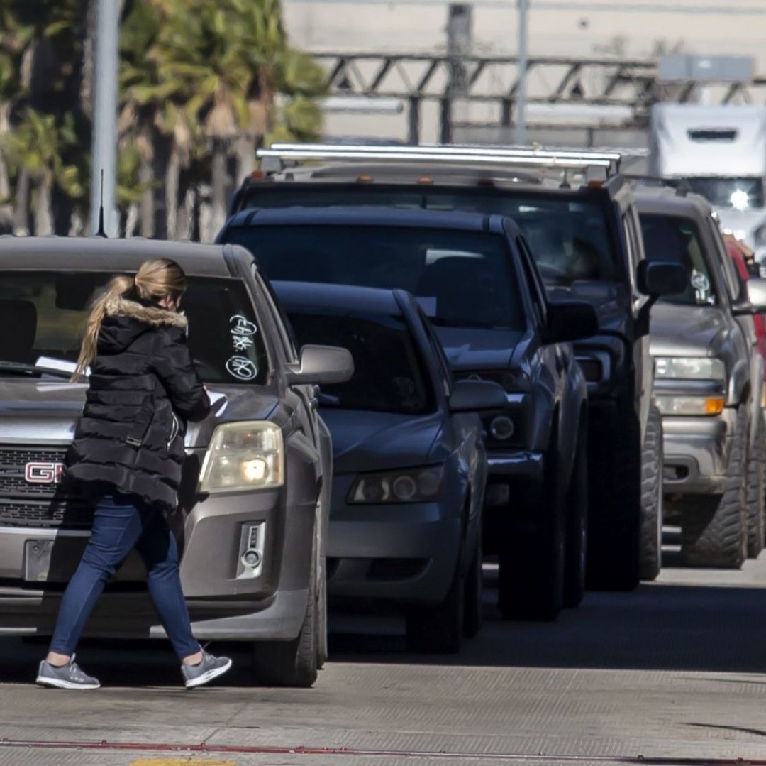 Gobierno de México Extiende Fecha Límite para Regularización de 'Autos Chocolate'