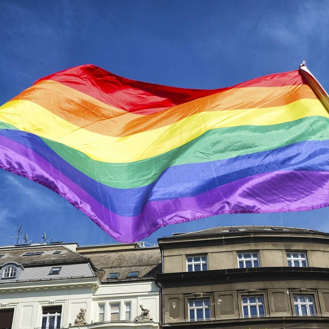El Día Internacional del Orgullo LGBT se celebra el 28 de junio en México y en diferentes partes del mundo. Esta es la razón