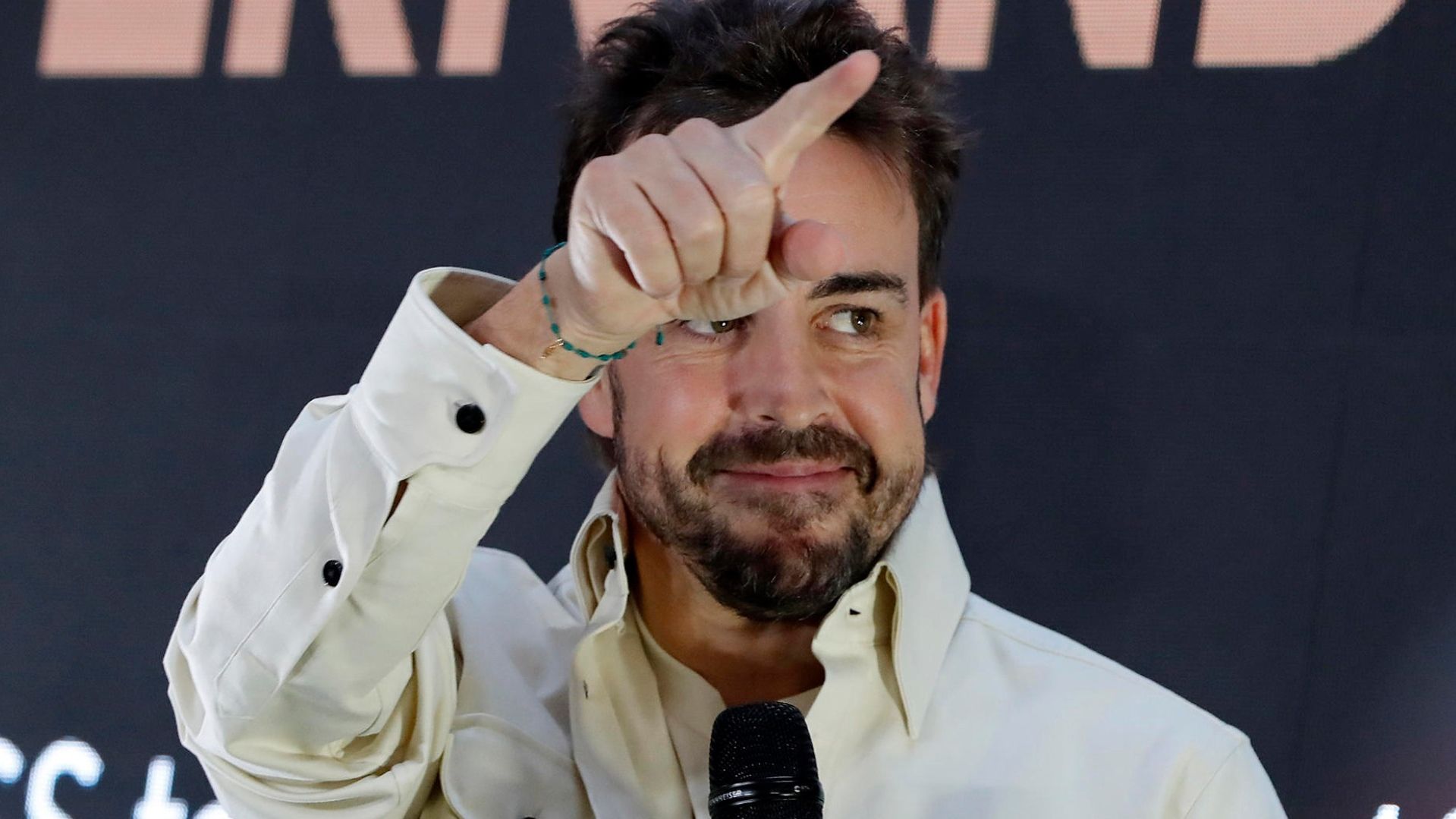 Fernando Alonso ocupa la novena posición en el campeonato de pilotos cuando restan cinco carreras en el calendario. Foto EFE