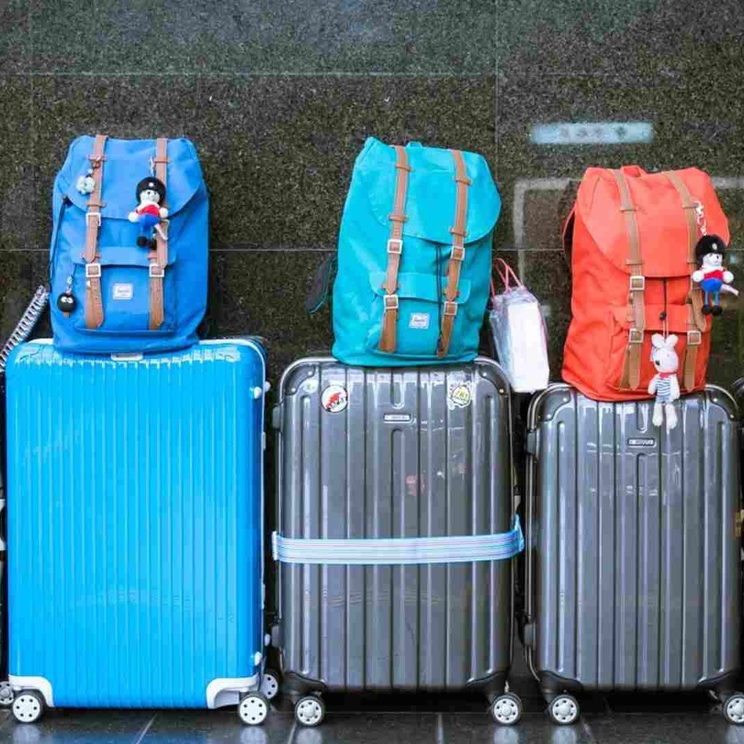 La compra del boleto de tu vuelo incluye hasta dos maletas de equipaje de mano gratis
