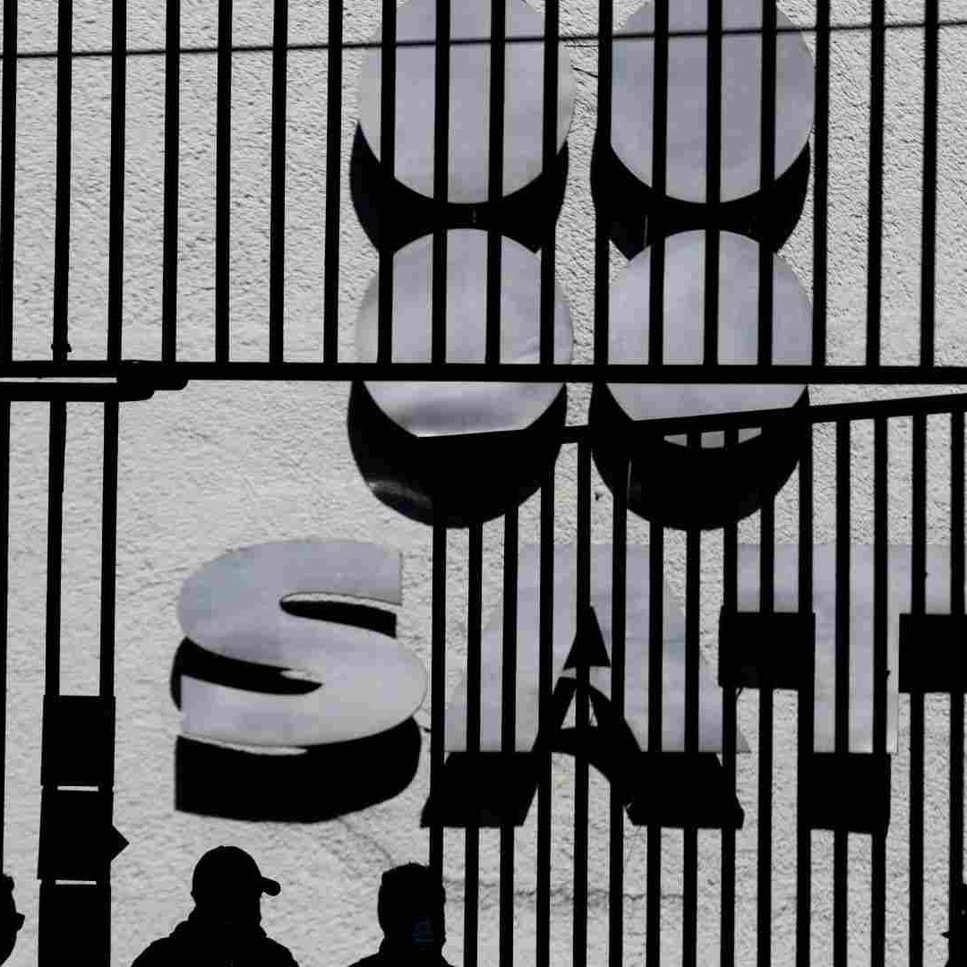Las personas físicas pueden consultar sus adeudos fiscales ante el SAT en línea o presencialmente