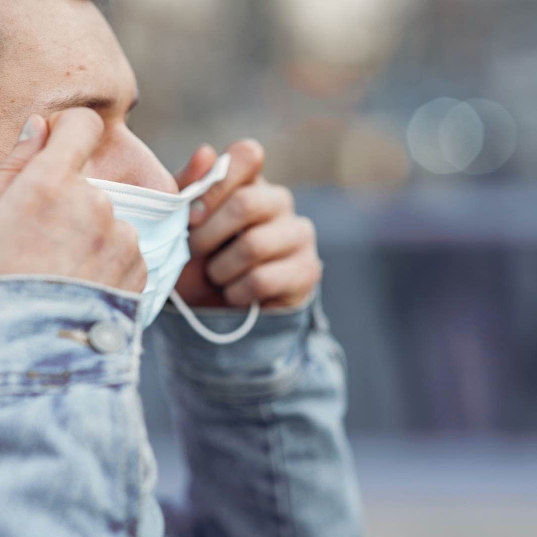Otro síntoma inusual de un contagio de COVID son los problemas oculares