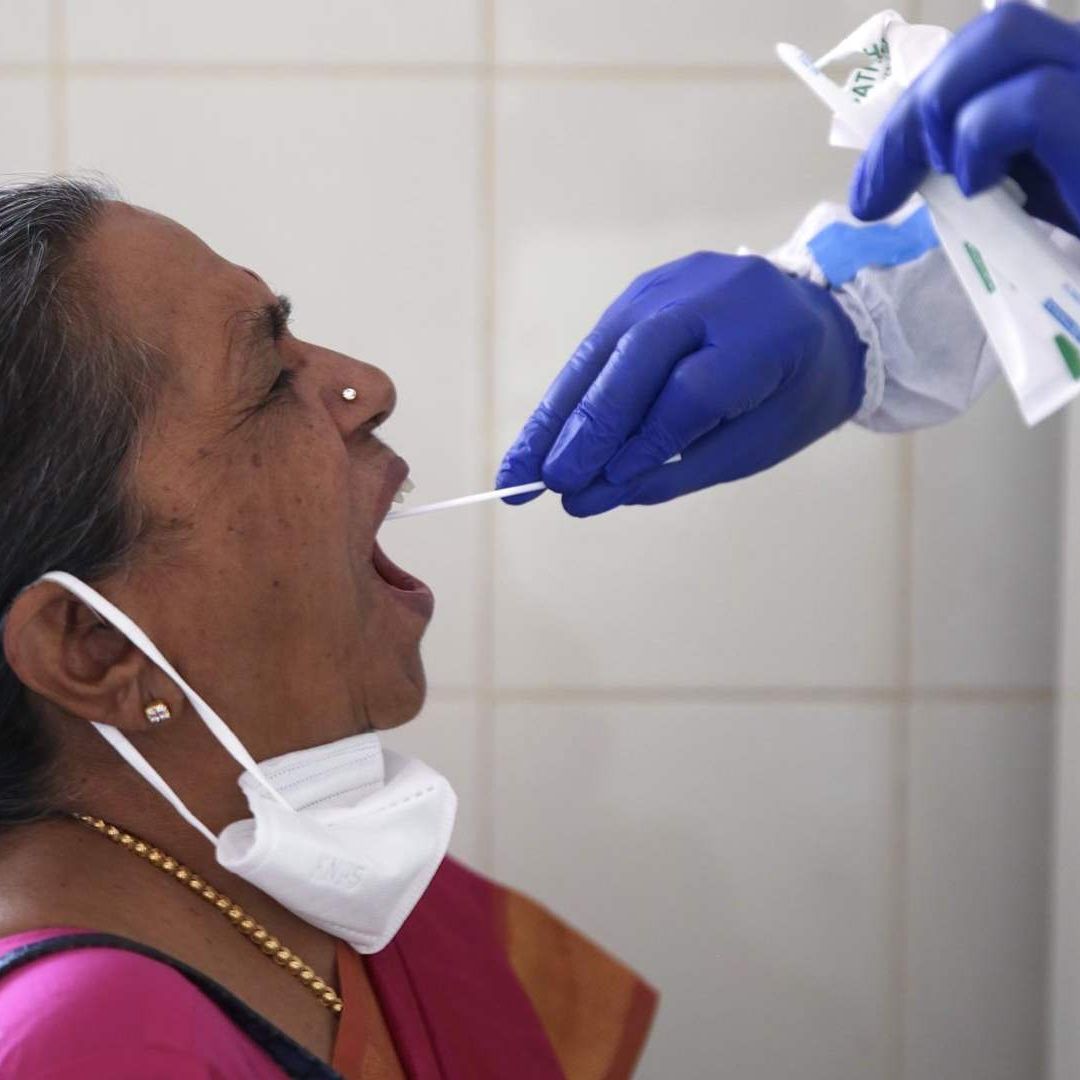 El director general del organismo, Tedros Adhanom Ghebreyesus. Director general de la Organización Mundial de la Salud (OMS), destacó que los casos de covid han bajado sensiblemente, así como los de mpox, mientras que no se han declarado nuevos positivos por ébola en Uganda.