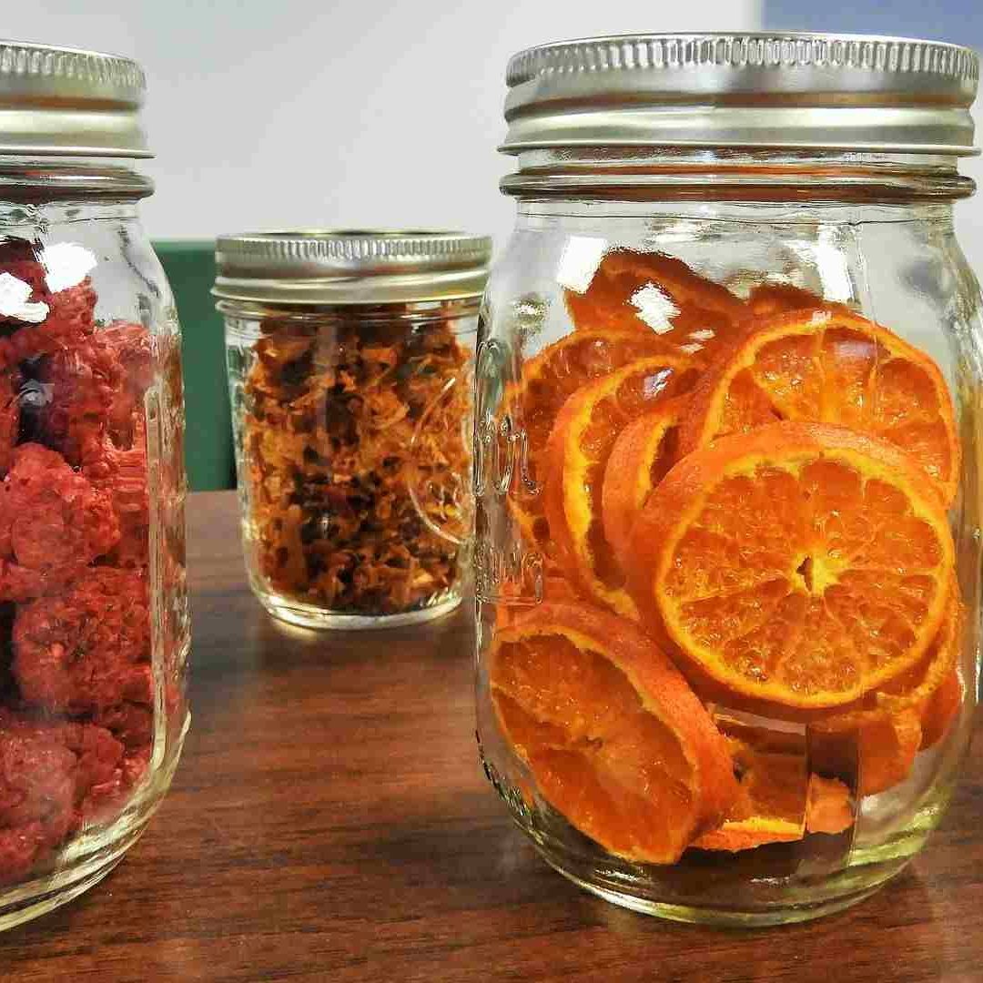 La Profeco informó que la fruta en almíbar y deshidratada debe consumirse con moderación