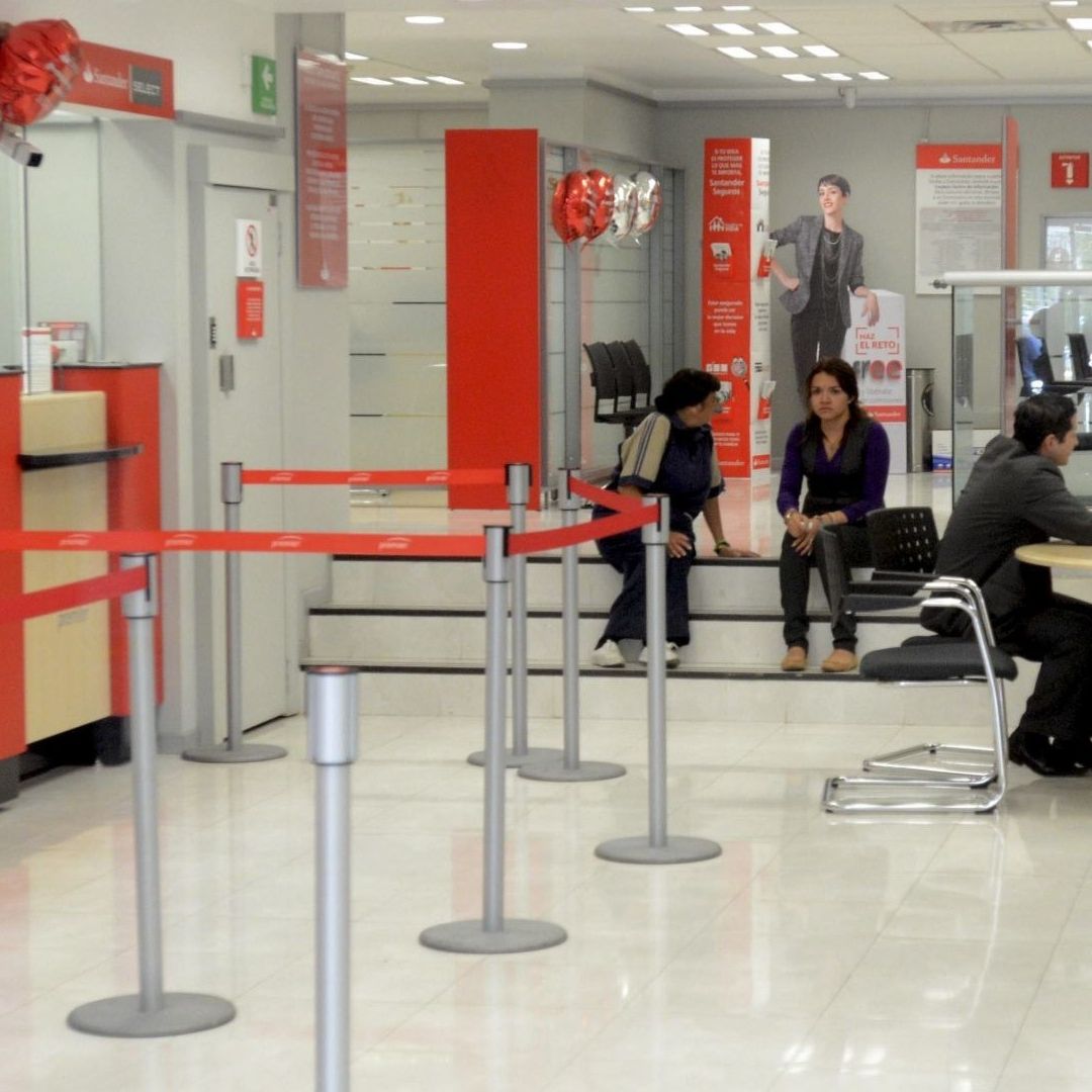 ¿Abren Bancos Hoy 20 de Noviembre de 2024? Esto Dice el Calendario de Días Feriados