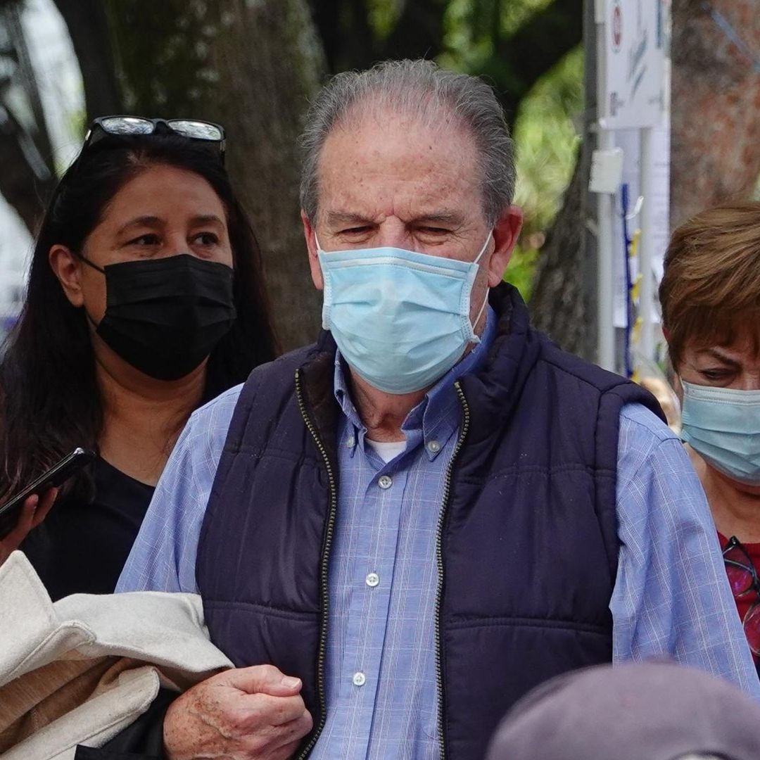 Nuevas Variantes de COVID-19: Doctor Alejandro Macías Recomienda Uso de Cubrebocas