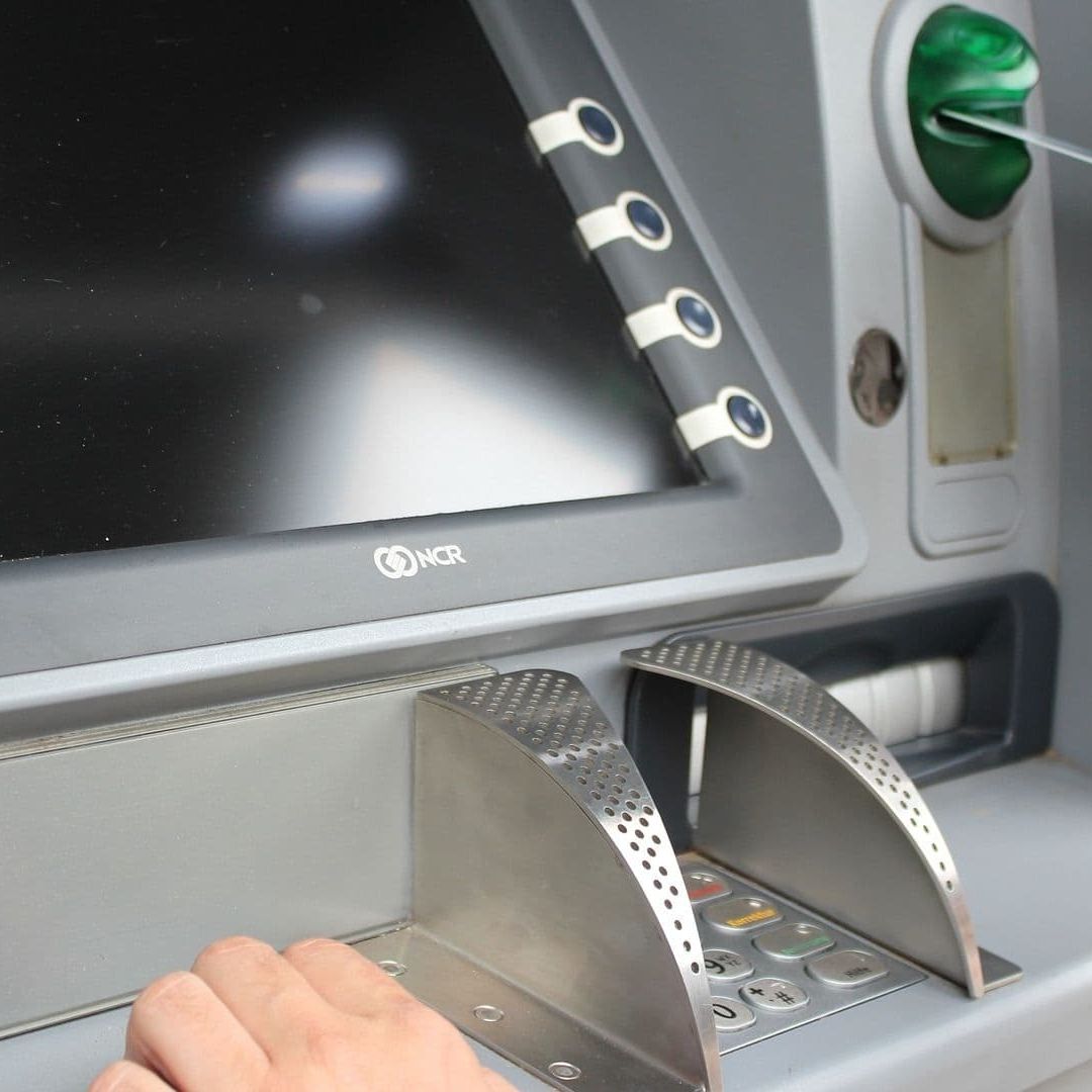 Bancos crean red para eliminar comisión en retiro de efectivo