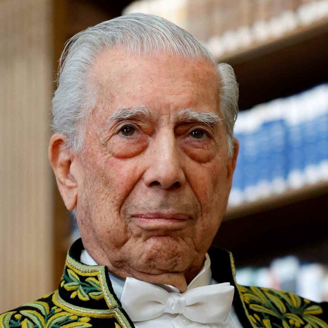 Mario Vargas Llosa ingresa a la Academia Francesa