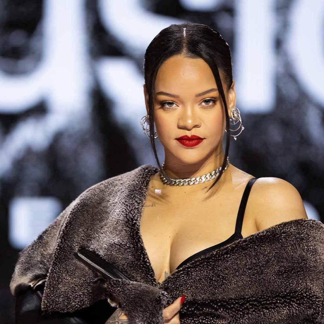 Rihanna durante la conferencia de prensa previa al Super Bowl LVII