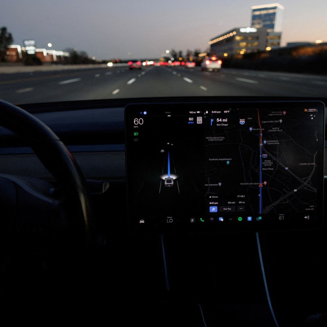 Tesla lanzará una actualización de software (OTA), sin cargo, y dijo que no tiene conocimiento de ninguna lesión o muerte que pueda estar relacionada con el tema
