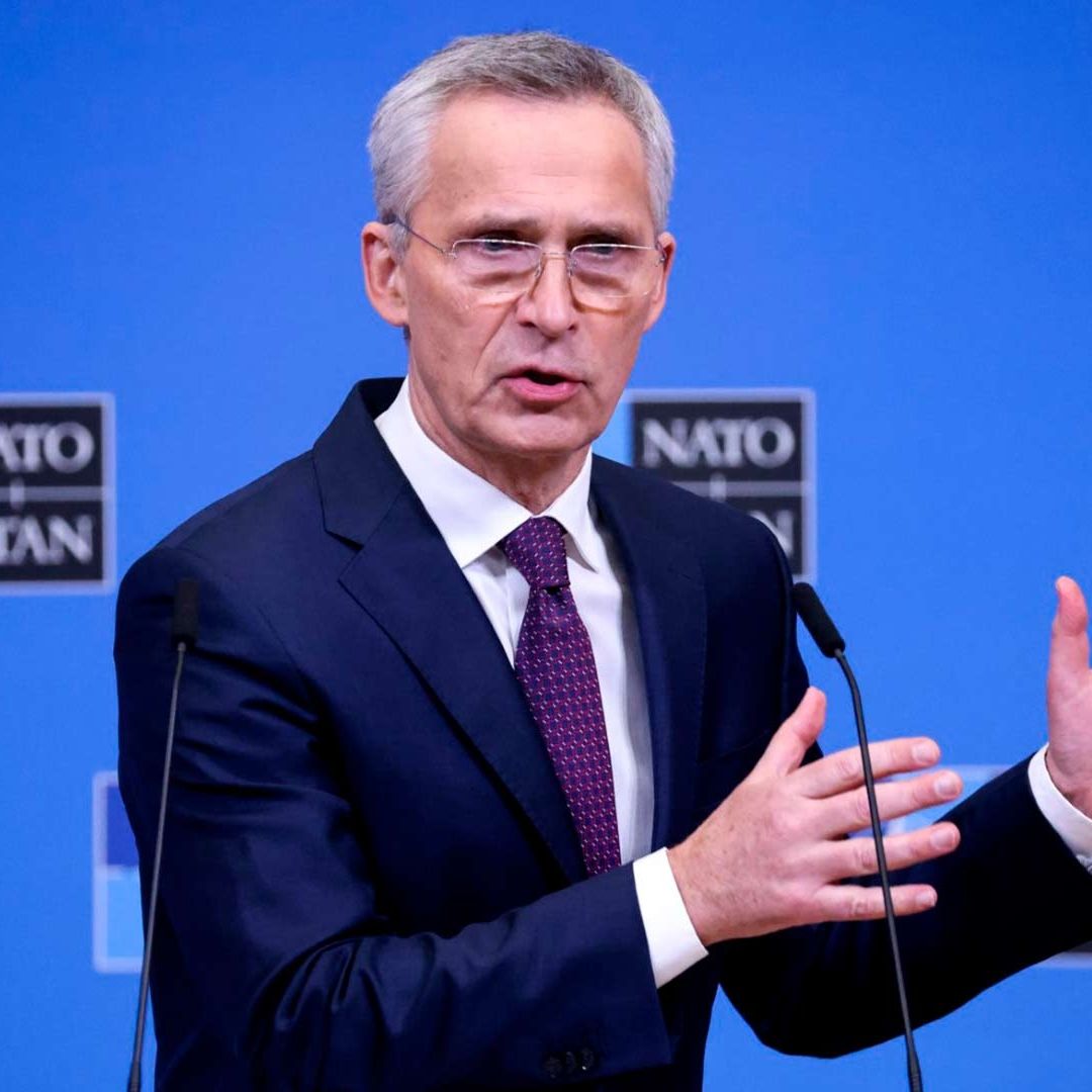 OTAN pide a Rusia reconsiderar salida de acuerdo de desarme nuclear