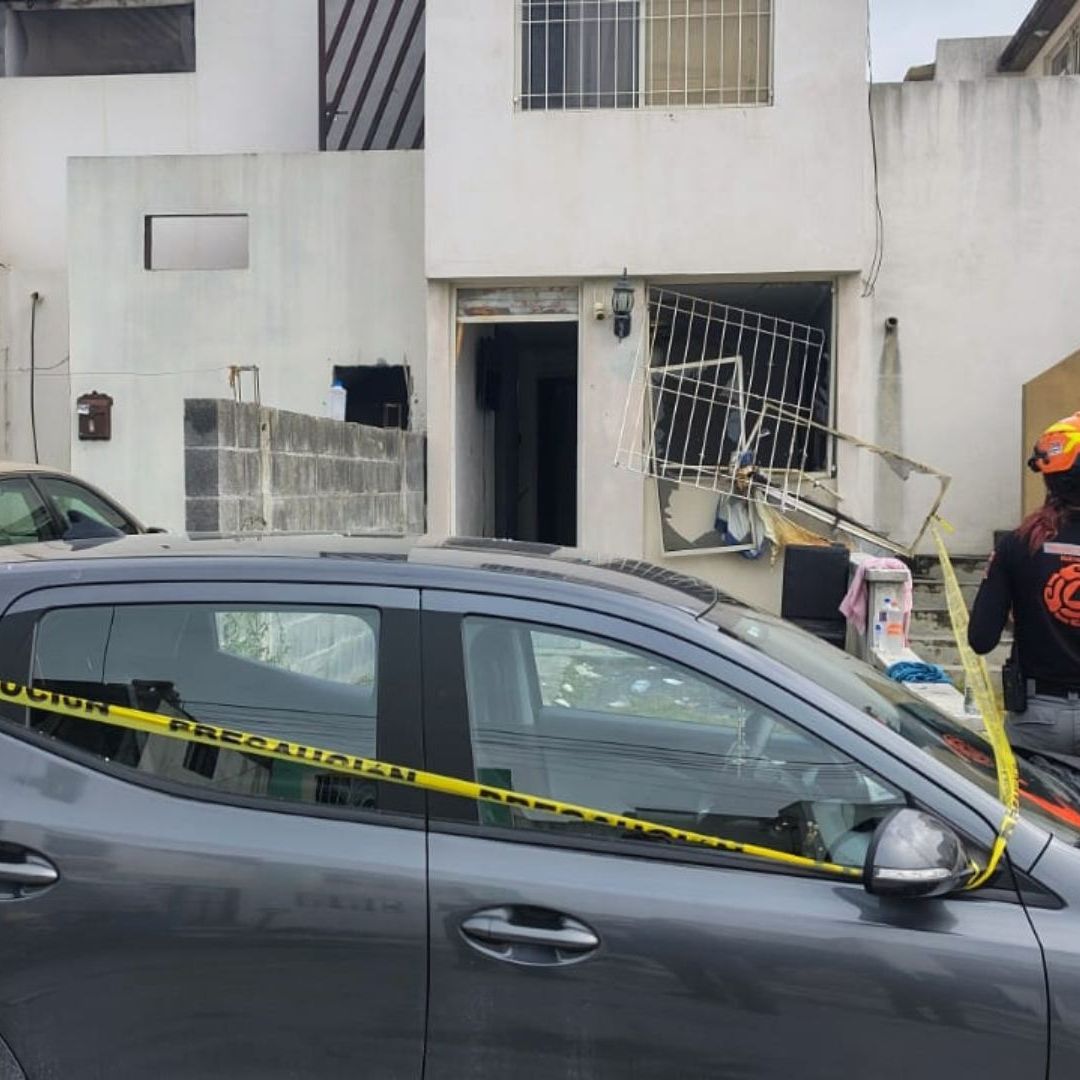 Protección Civil de Nuevo León acordona casa